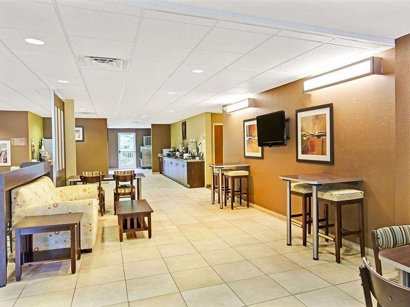 Microtel Inn & Suites By Wyndham Bryson City Extérieur photo