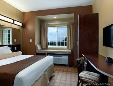 Microtel Inn & Suites By Wyndham Bryson City Chambre photo